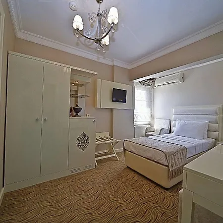 Отель Q Laleli